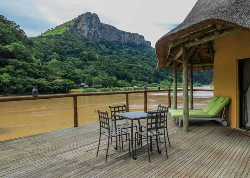 N'Taba River Lodge & Spa Port Saint Johnʼs 外观 照片